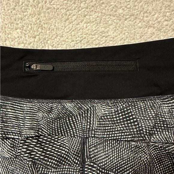 Lululemon Speed Up Short *2.5" Velocity Mesh Island Mist Black - Picture 12 of 15